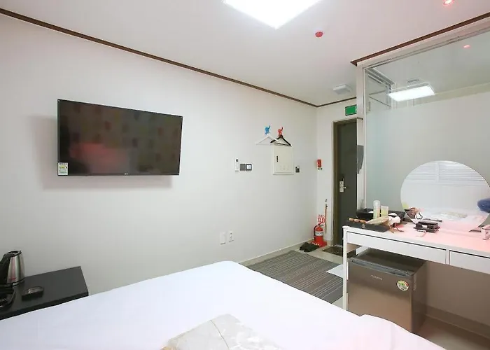 Itaewon A One 2*